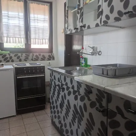 Cera Apartment *